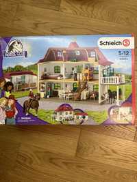 Schleich duże centrum jeździeckie Horse Clab 42416