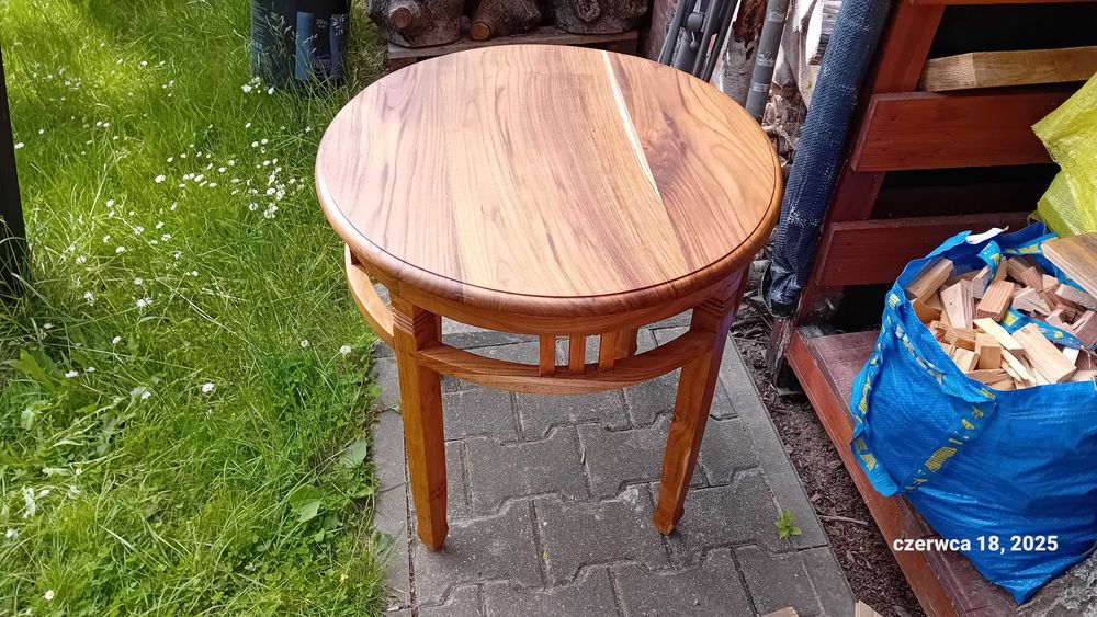 Stary  stolik kawowy