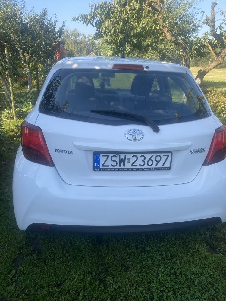 Toyota Yaris 2016 r benzyna