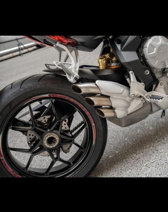 Mv Agusta Rivale 800cc 125cv como Nova