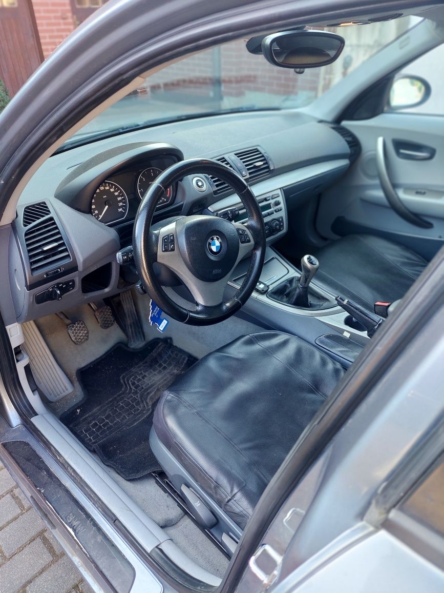 BMW 120 D  2005 r E87