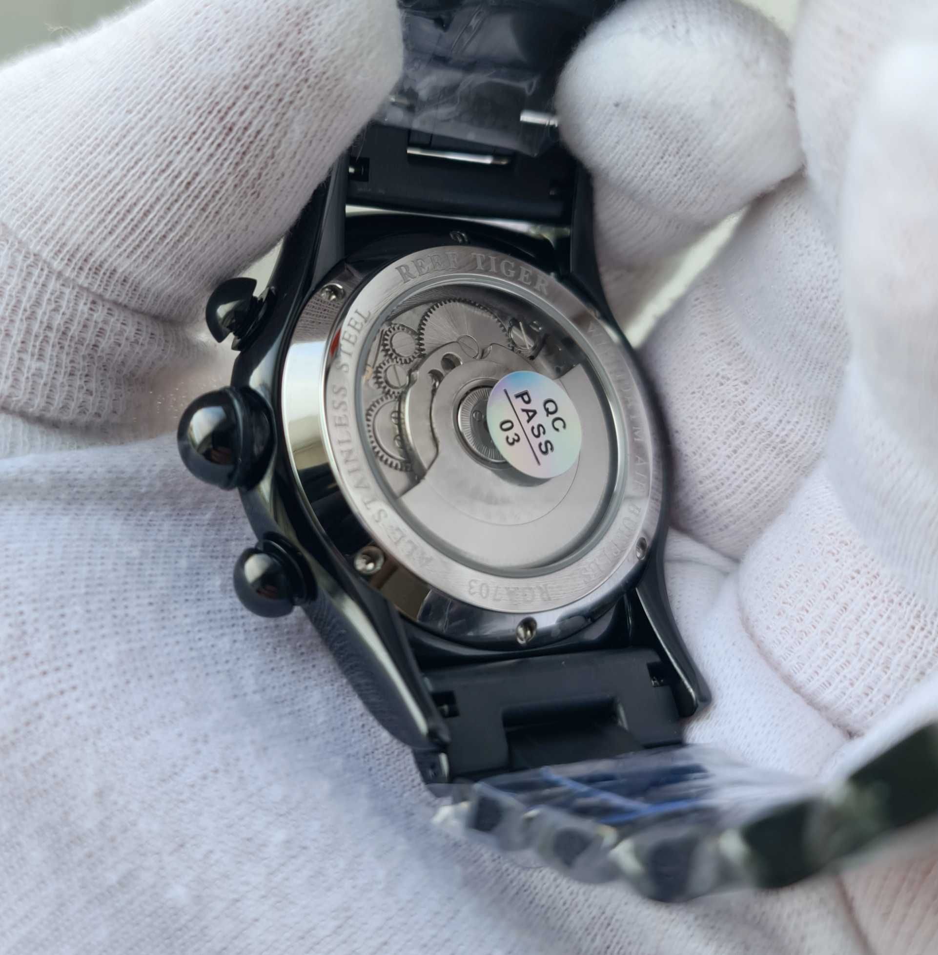 Чоловічий годинник Reef Tiger RGA703 Bubble Black Automatic Skeleton