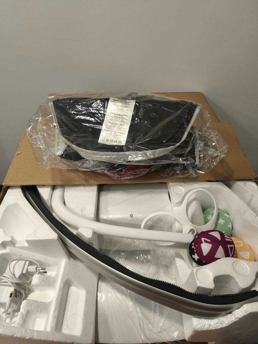 Заколисуючий центр 4moms mamaRoo 5.0 качели мамару укачивающий шезлонг