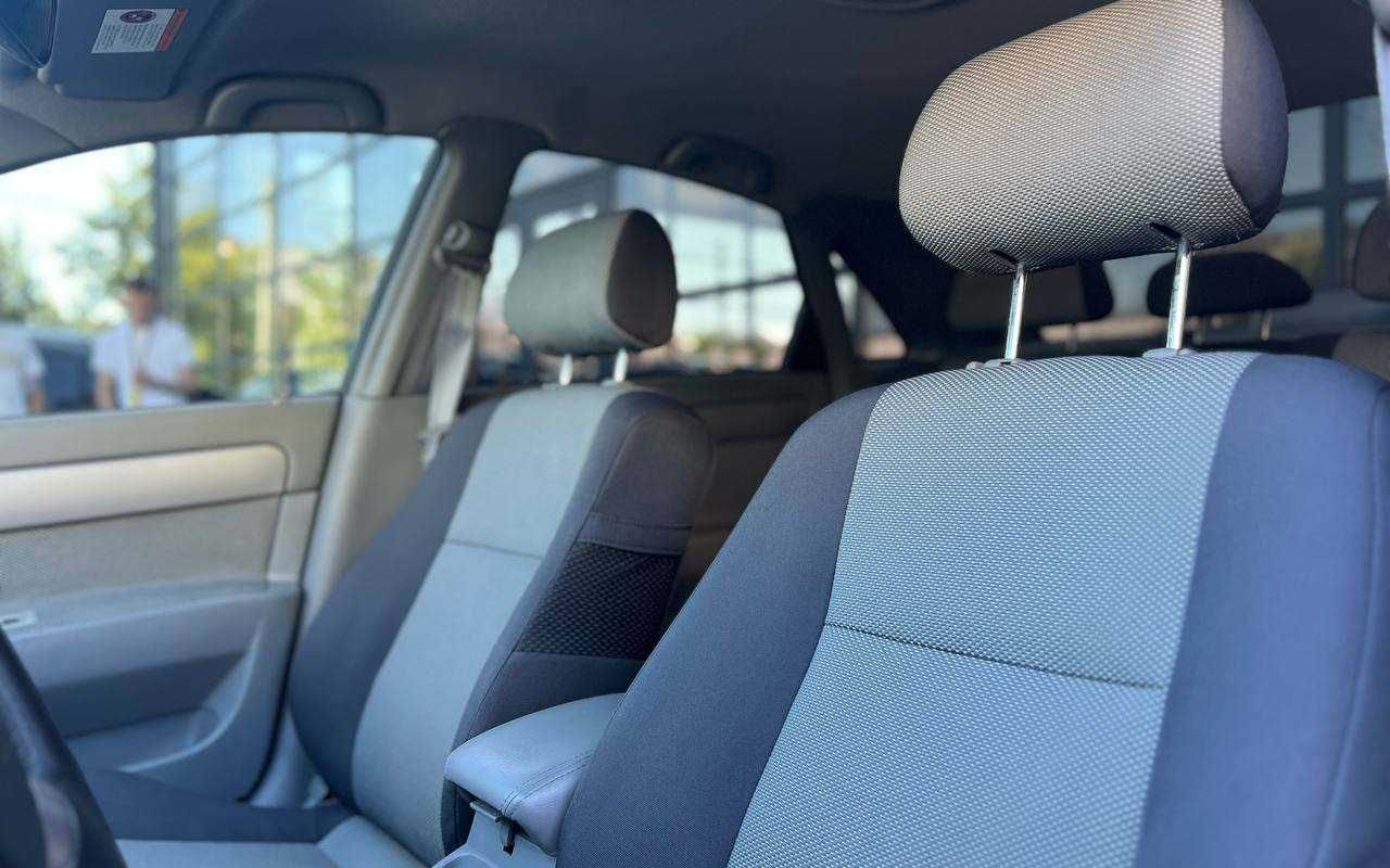 Chevrolet Lacetti 2012