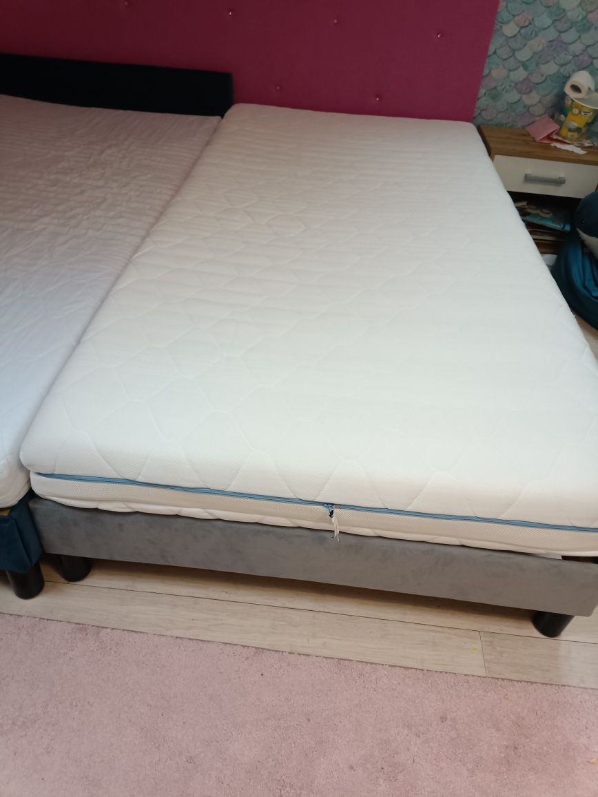 Łóżko z materacem 100x200