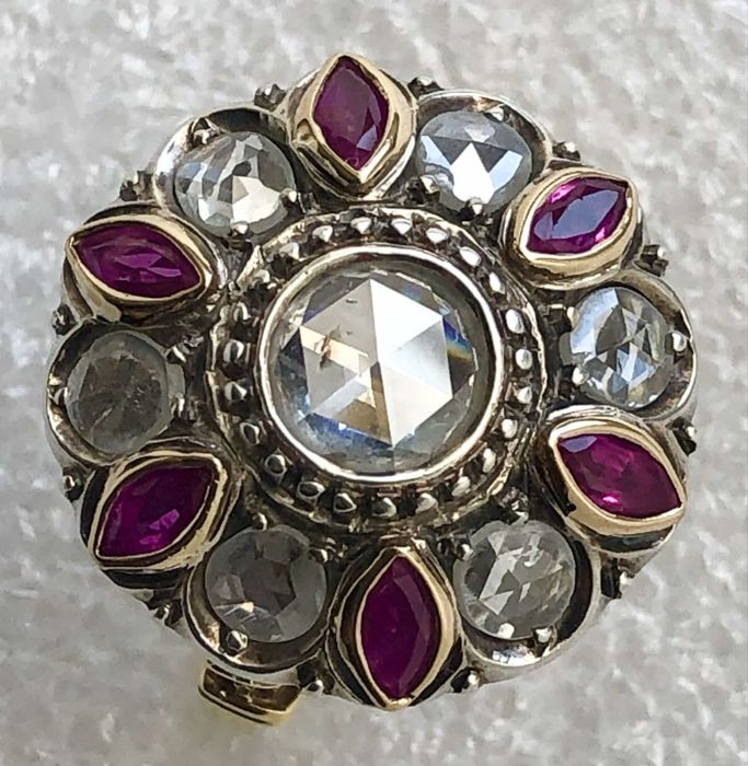 Каблучка з діаматами 2,2 Ct