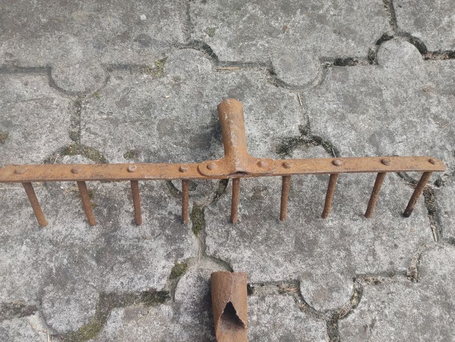 Садово-огороднi граблi 9 зубцiв