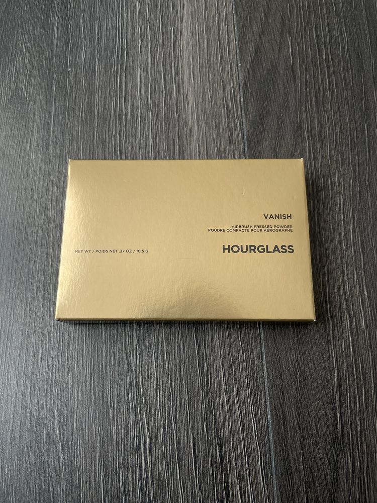 Puder Hourglass Vanish Airbrush Pressed Powder - Translucent Medium