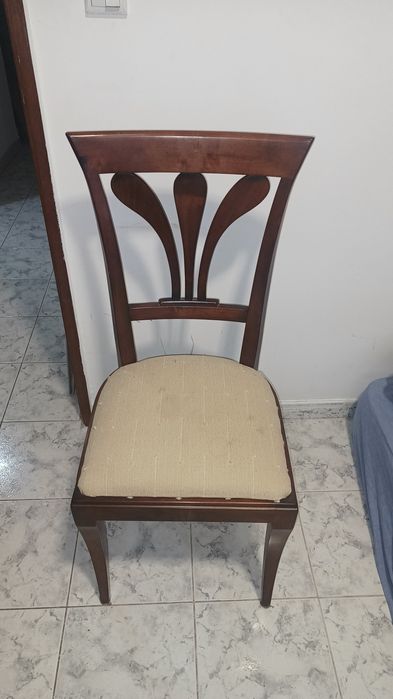 Vendo 6 cadeiras mesa jantar