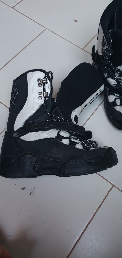 Buty snowboardowe Airwalk Freeride rozmiar 42,5