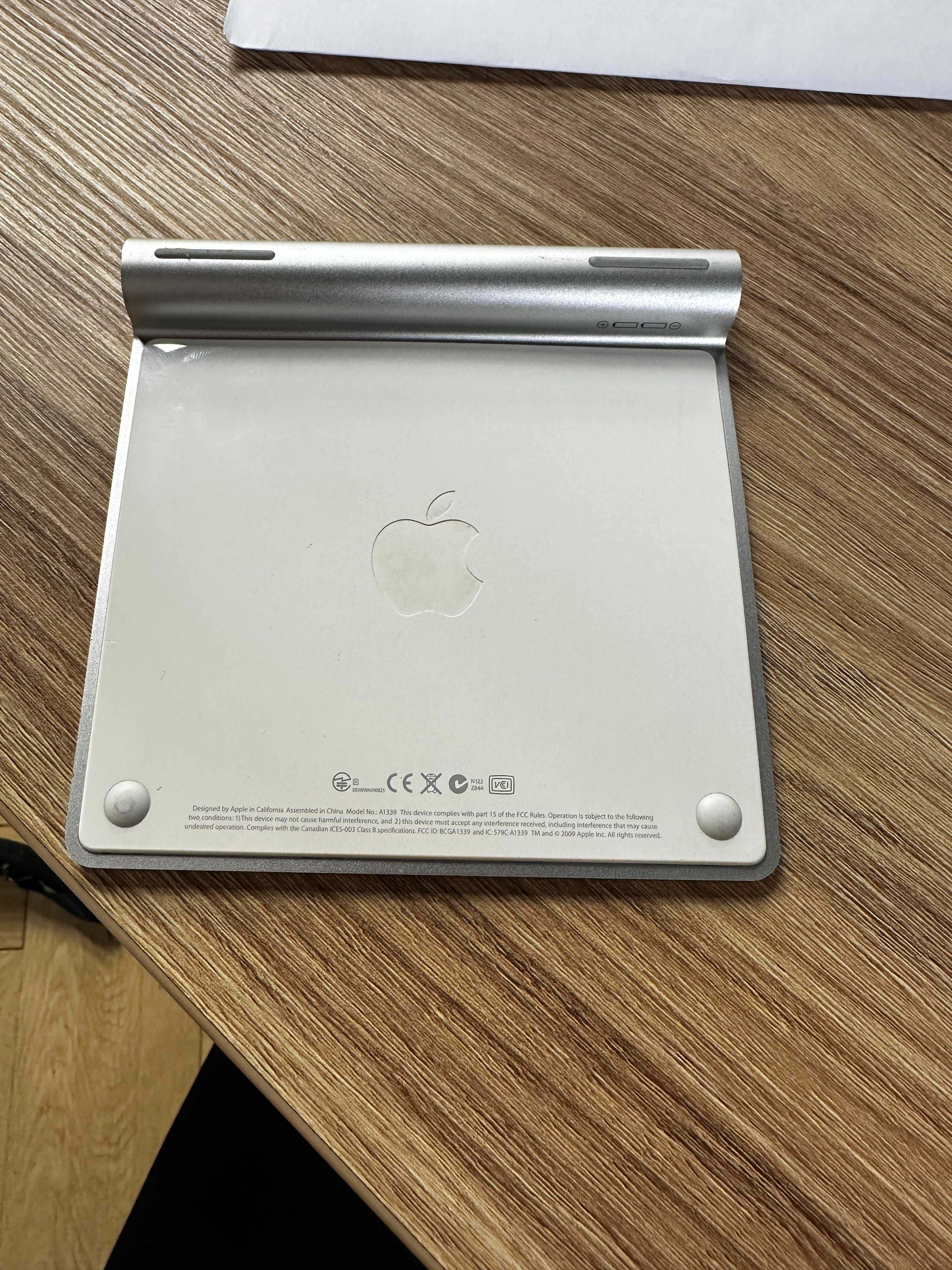 Apple Mac Mini A1993 (2018) i3/8GB/128GB + touchpad A1339 stan idealny