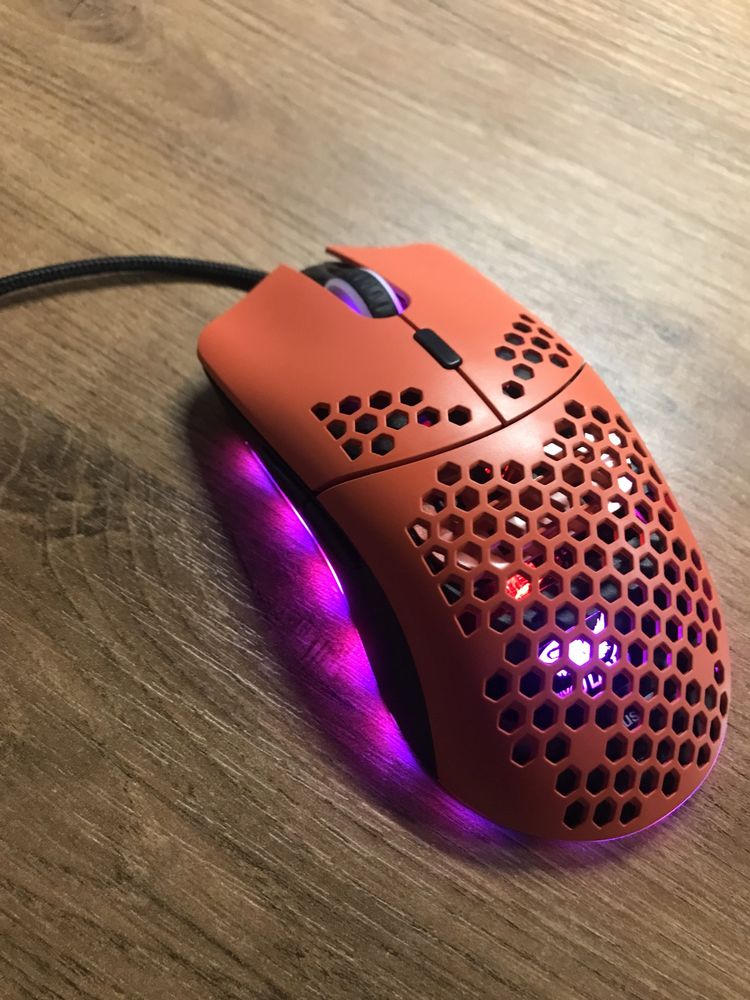 Mysz M1 RGB Lighting, gaming, czerwona, podswietlana - 10 kolorow