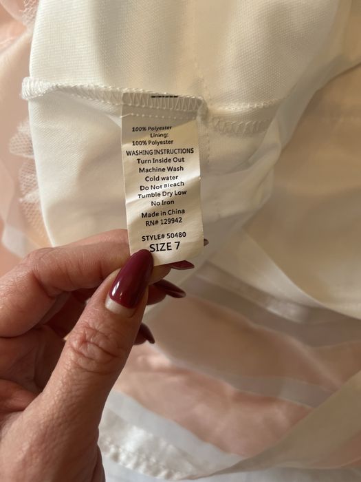 Sukienka dziewczęca btween śliska