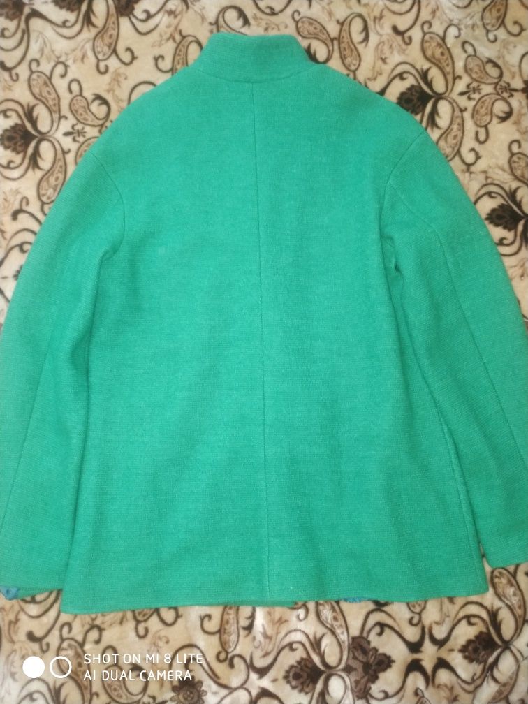 Нове зелене пальто 44-48 р