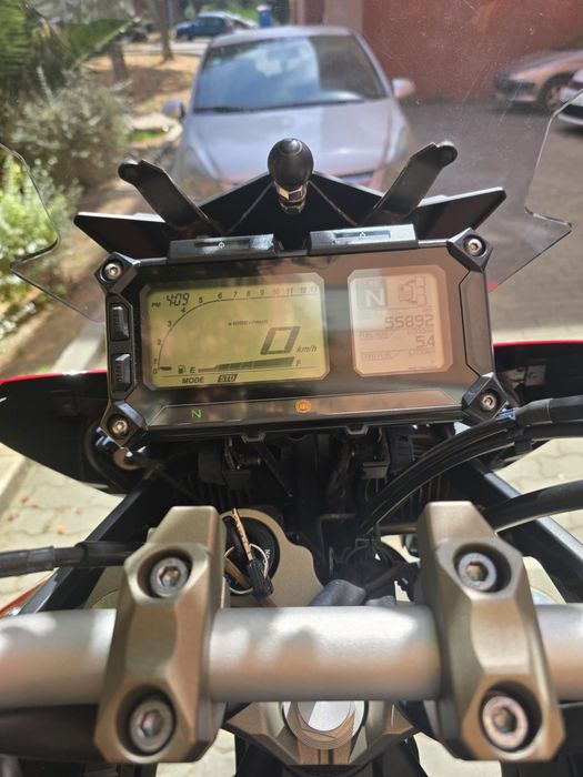 Yamaha mt 09 aceito troca