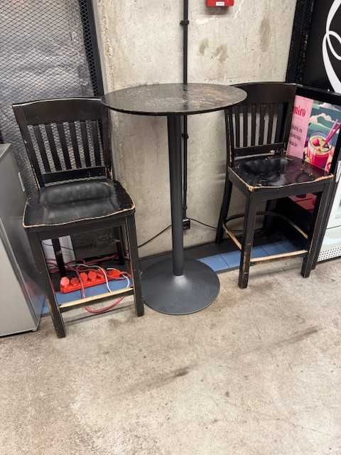 stolik barowy wysoki na jedne nodze