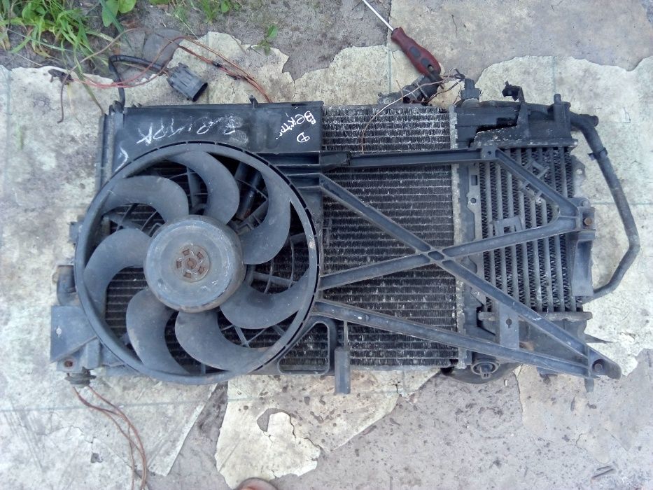 OPEL Vekttra b-радіатори