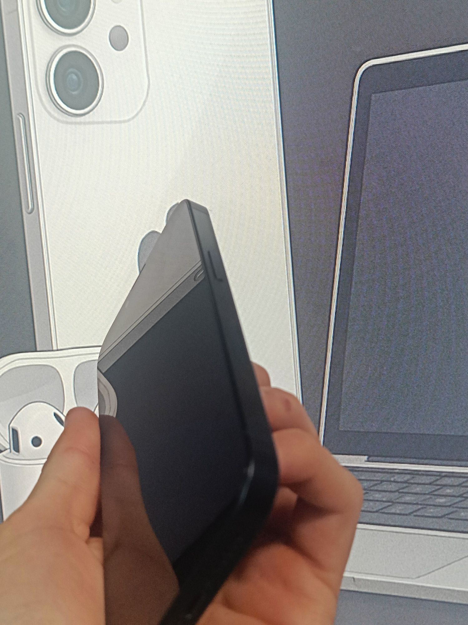 iPhone 13 iCloud lock