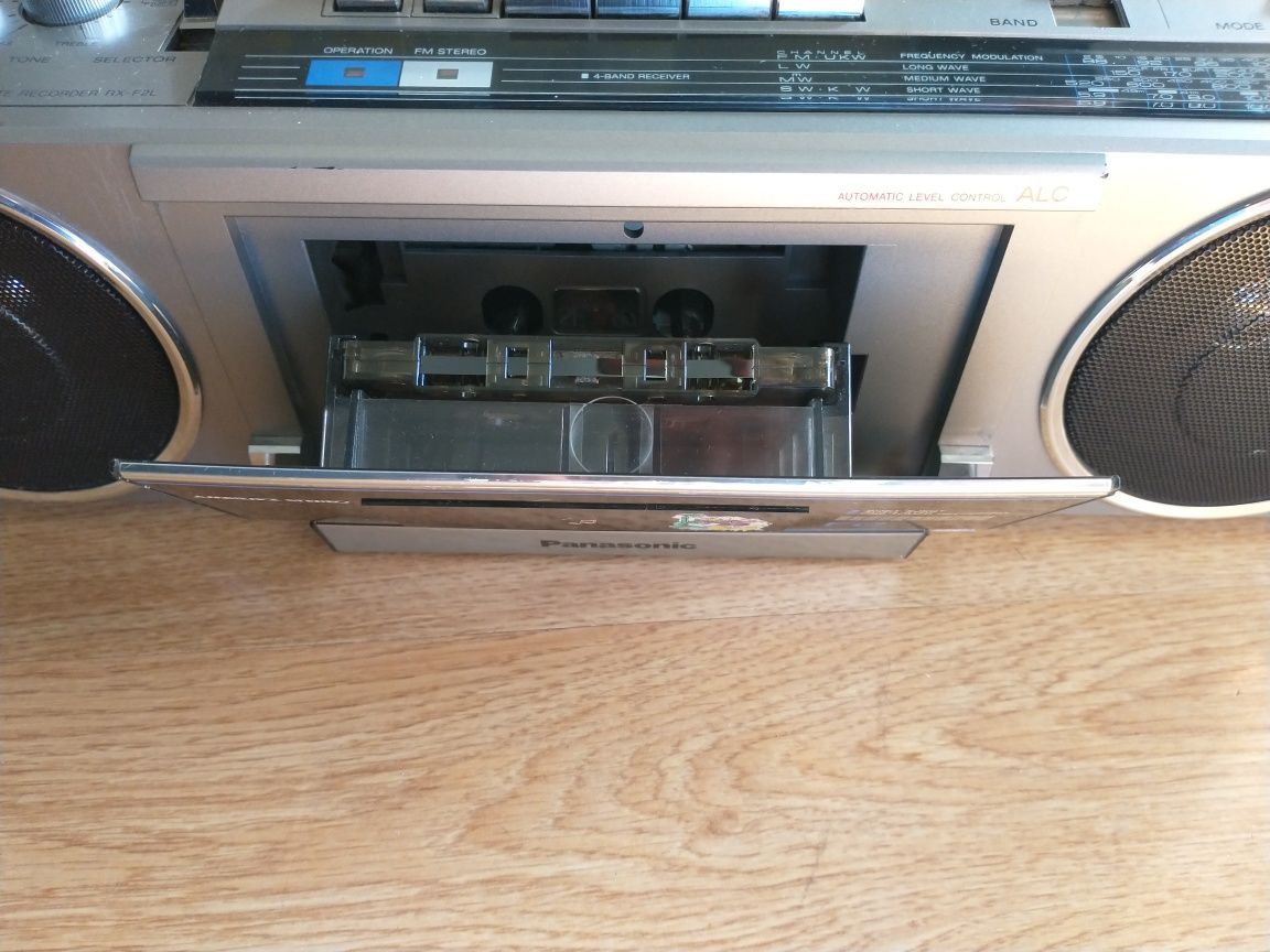 Radiomagnetofon Panasonic RX-F2L