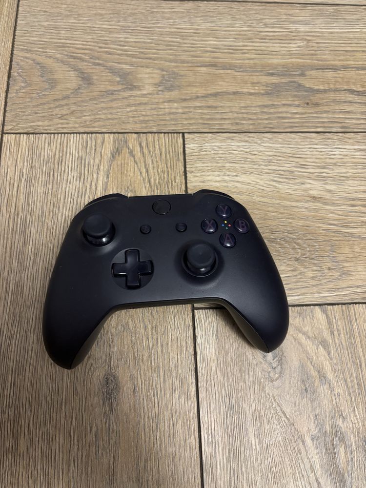 Xbox one + pad + kinect + 2 gry