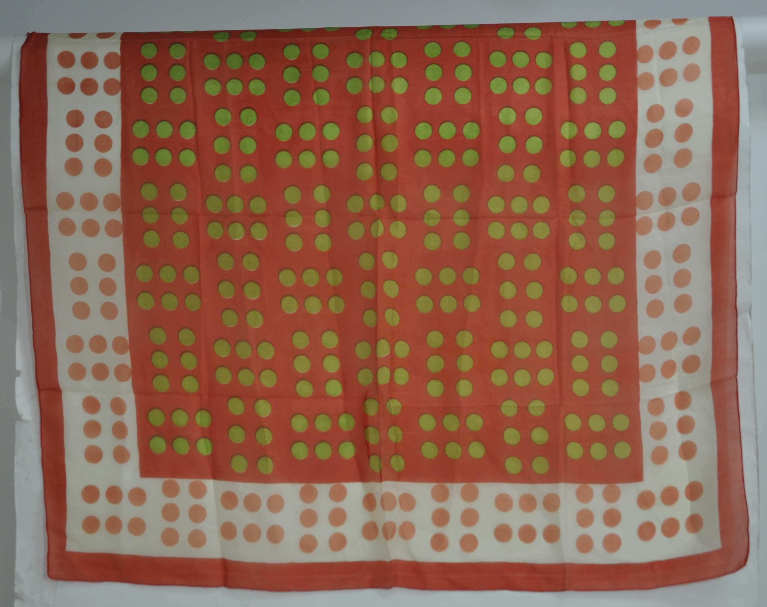 Chusta Apaszka Szal Szalik Damska Jedwabna Jedwab z Indii 102x98cm