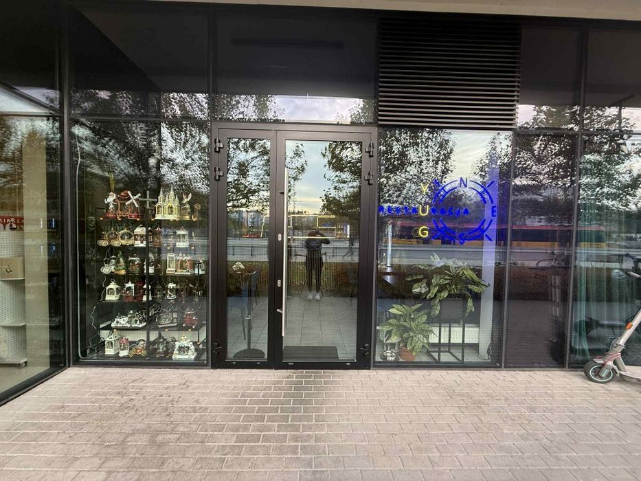 Lokal na wynajem z odstąpieniem restauracji Продажа готового ресторана