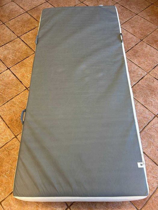 Materac IKEA piankowy, średnio twardy/biały, 90x200 cm