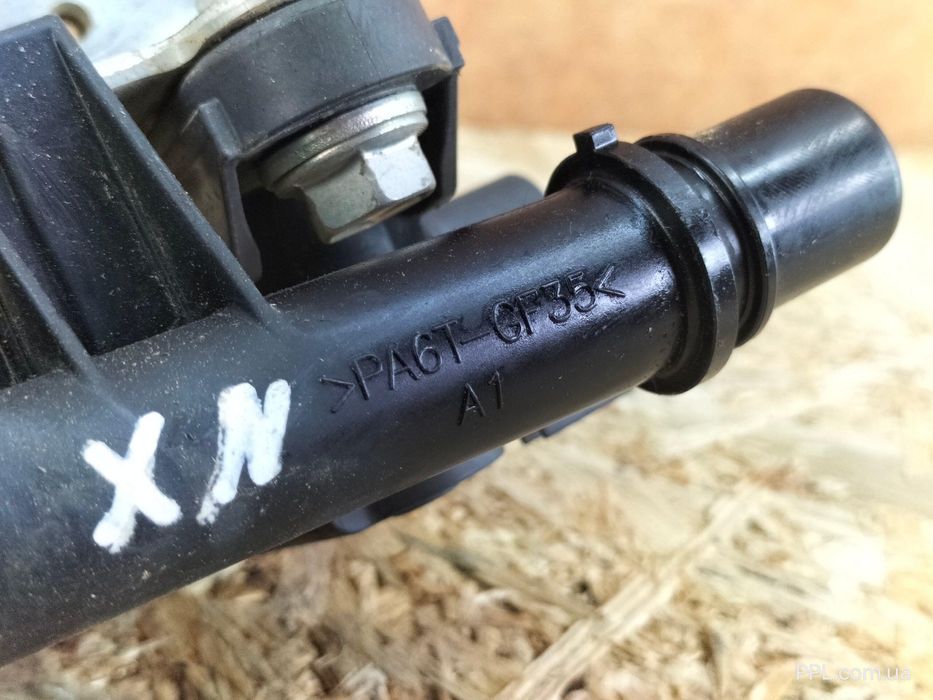 Lexus NX II 2021- 2.5 Патрубок тройник охлаждения корпус термостата