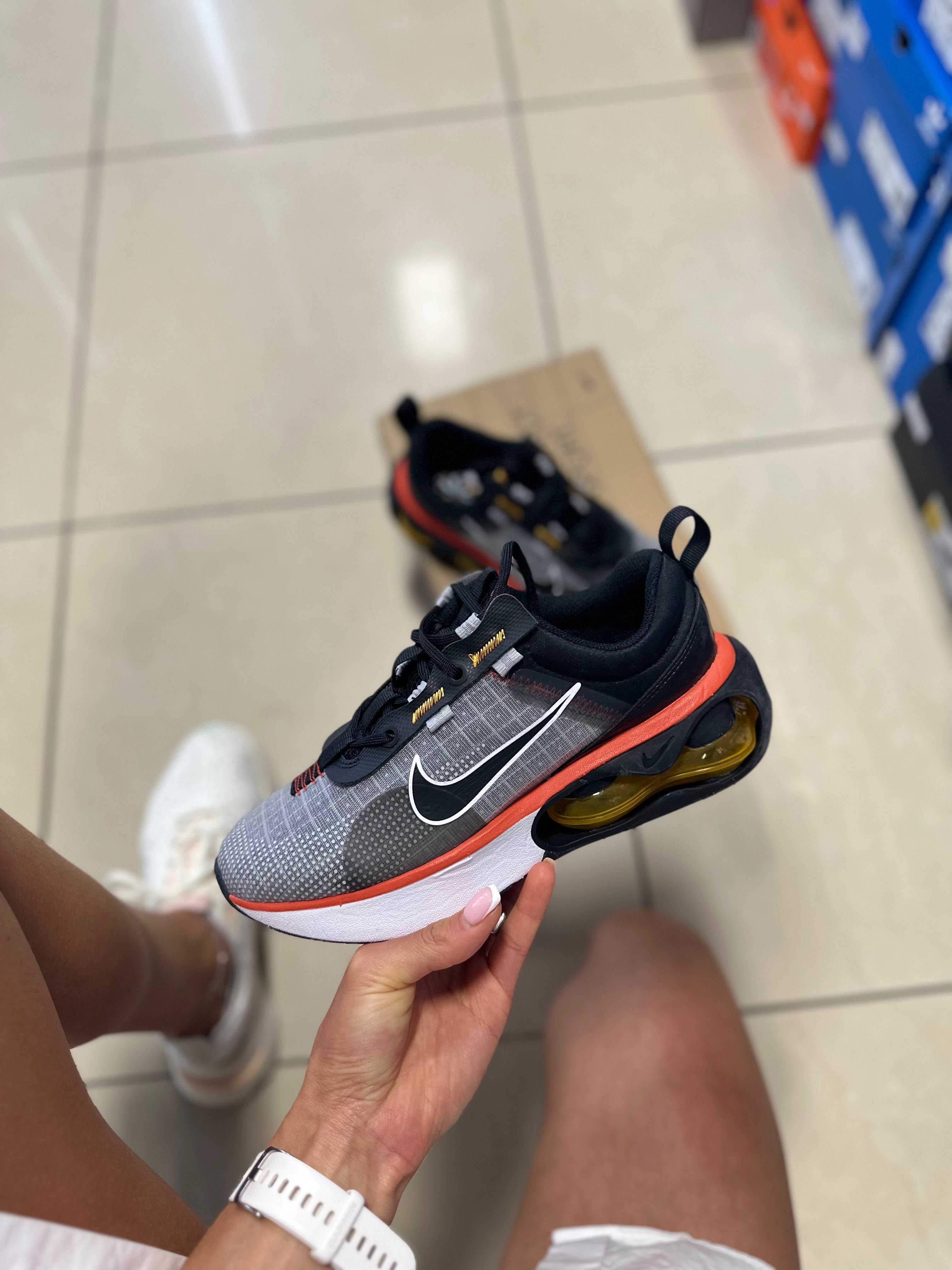 Жіночі оригінальні кросівки Nike Air Max 2021 DA3199 005