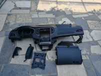 Tablier Renault Megane IV com acessórios