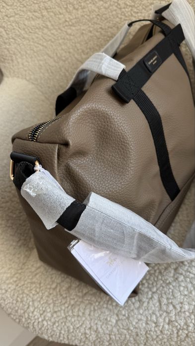 Дорожня сумка, нова, жодного разу не брала в подорож