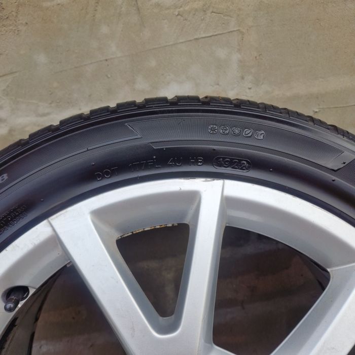 Koła alufelgi audi  225/50r18 z oponami całorocznymi
