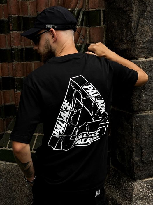 Palace Tri-Ripped T-shirt