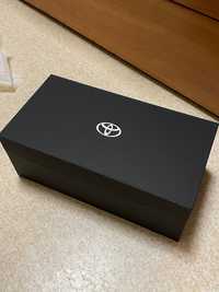 box prezentowy Toyota