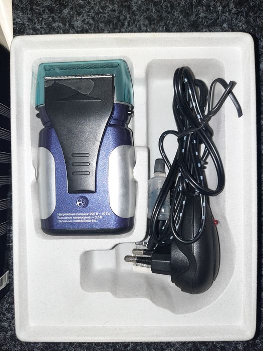 Єлектро бритва Vitek