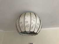 lampa sufitowa wraz z żarówką