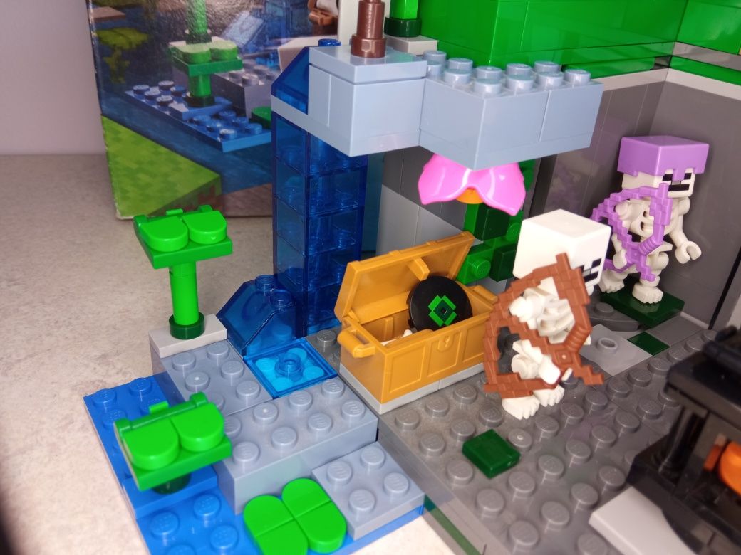 LEGO Minecraft 21189 - Loch szkieletów