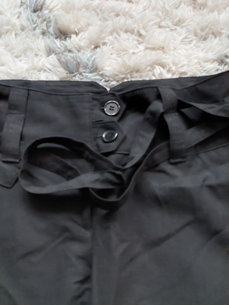 Czarne spodnie 3/4 H&M