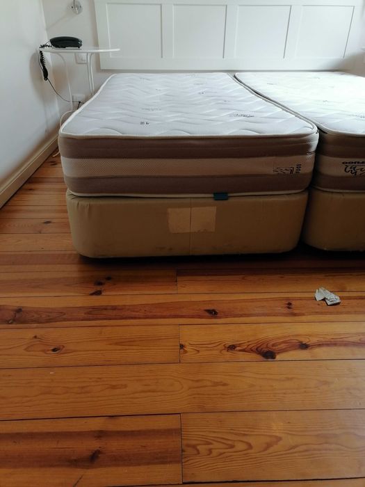 Cama de Hotelaria Casal - Sommier e colchao - Usado