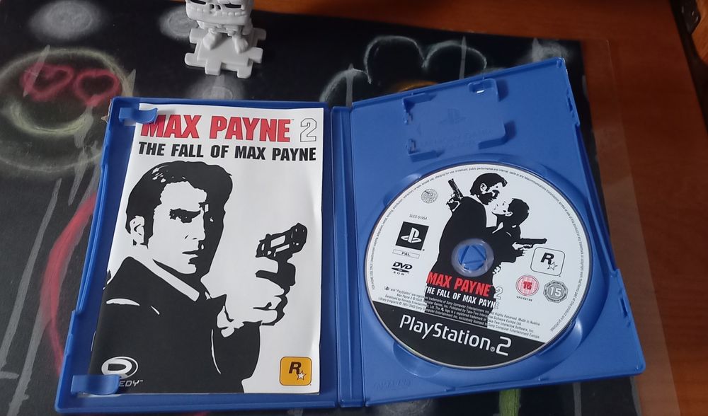 Jogos e comando Playstation 2