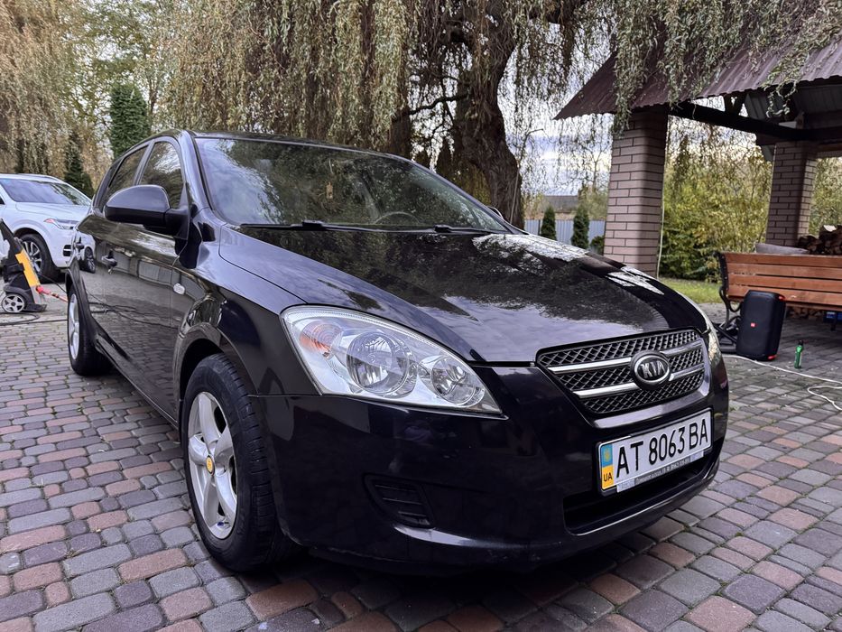 Продам власне авто, Kia Ceed 1.6 CRDI (Дизель)