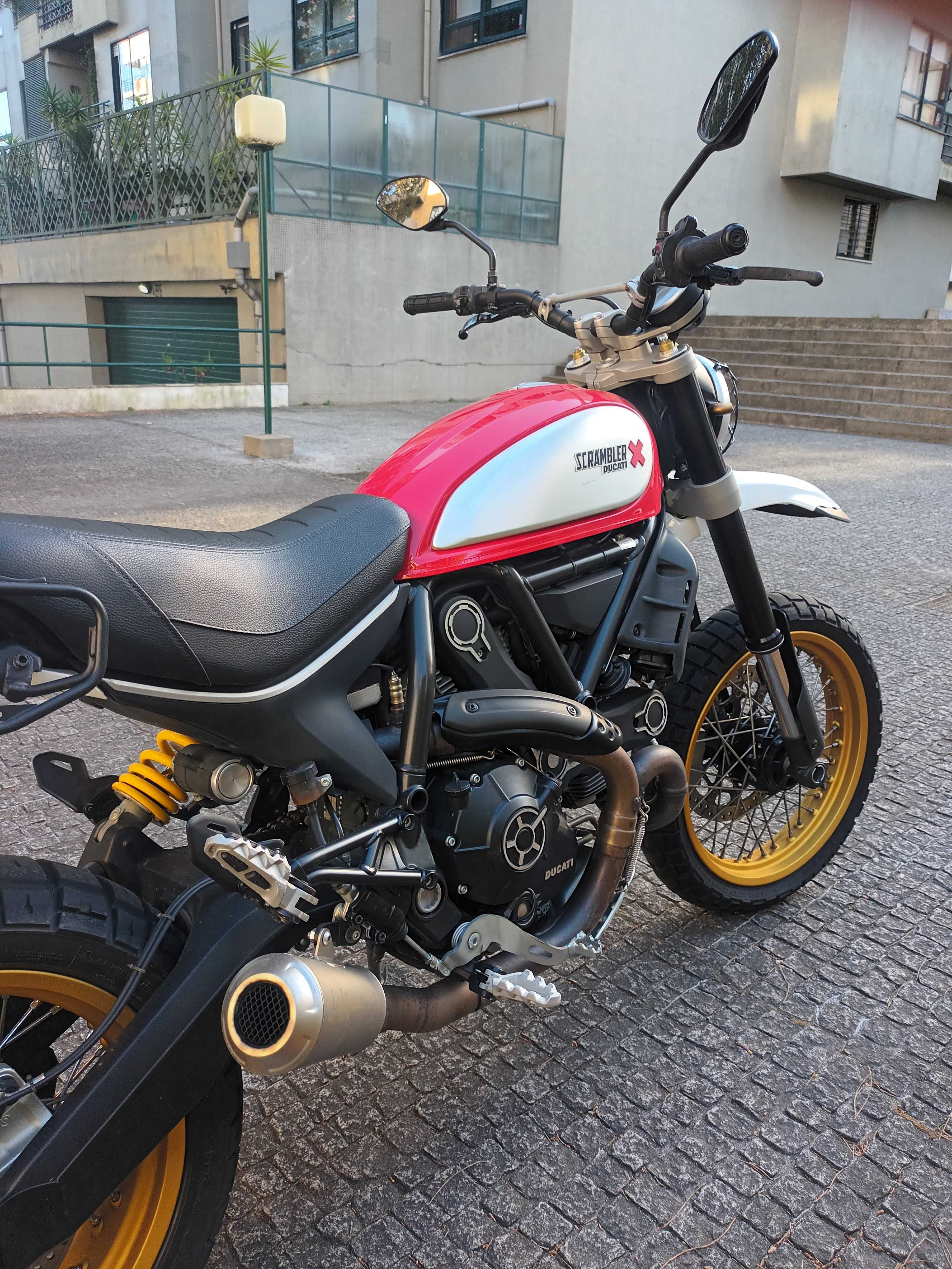 Ducati Scrambler Desert Sled