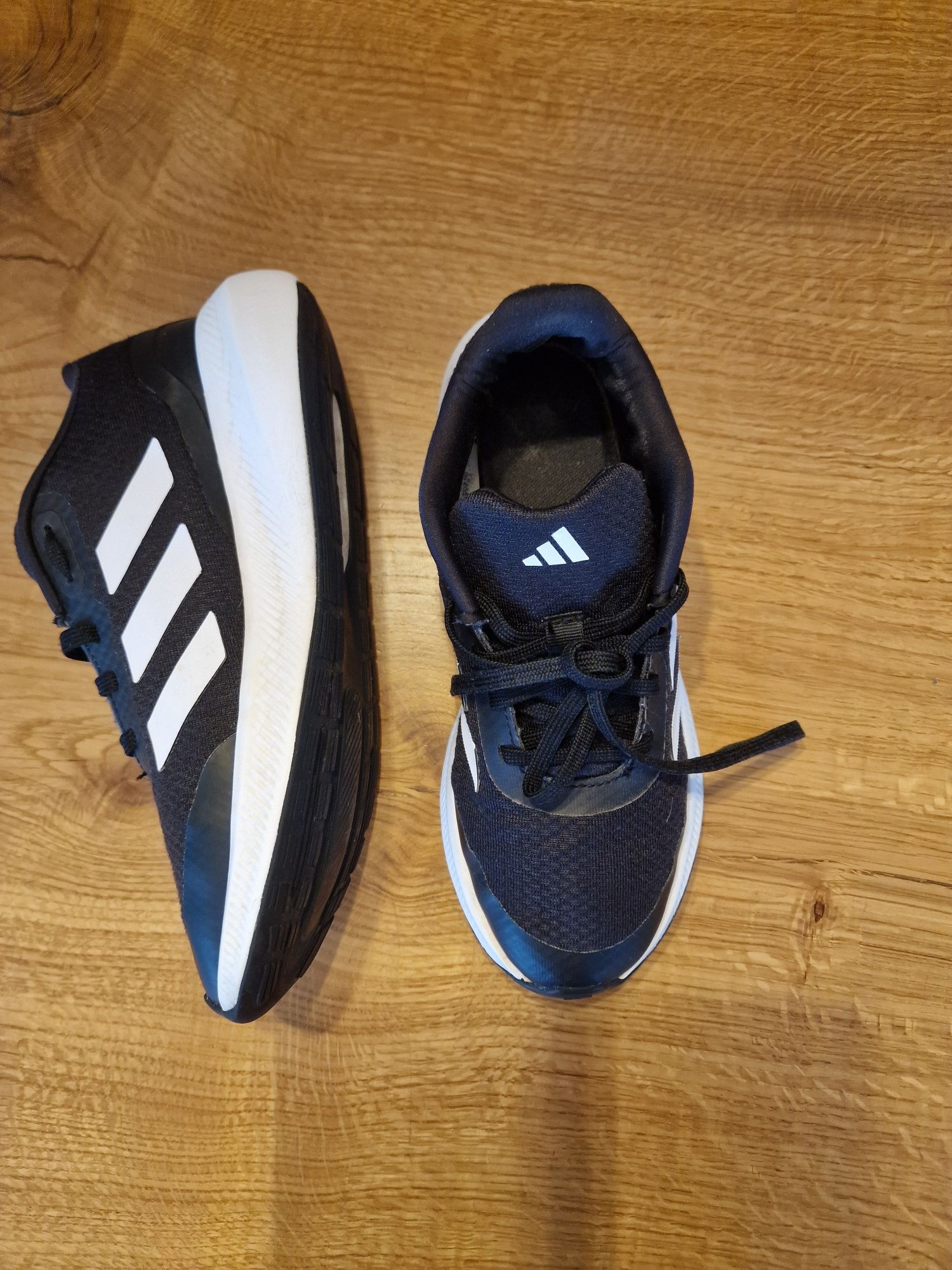 Buty sportowe Adidas Fortarun rozmiar 37.5