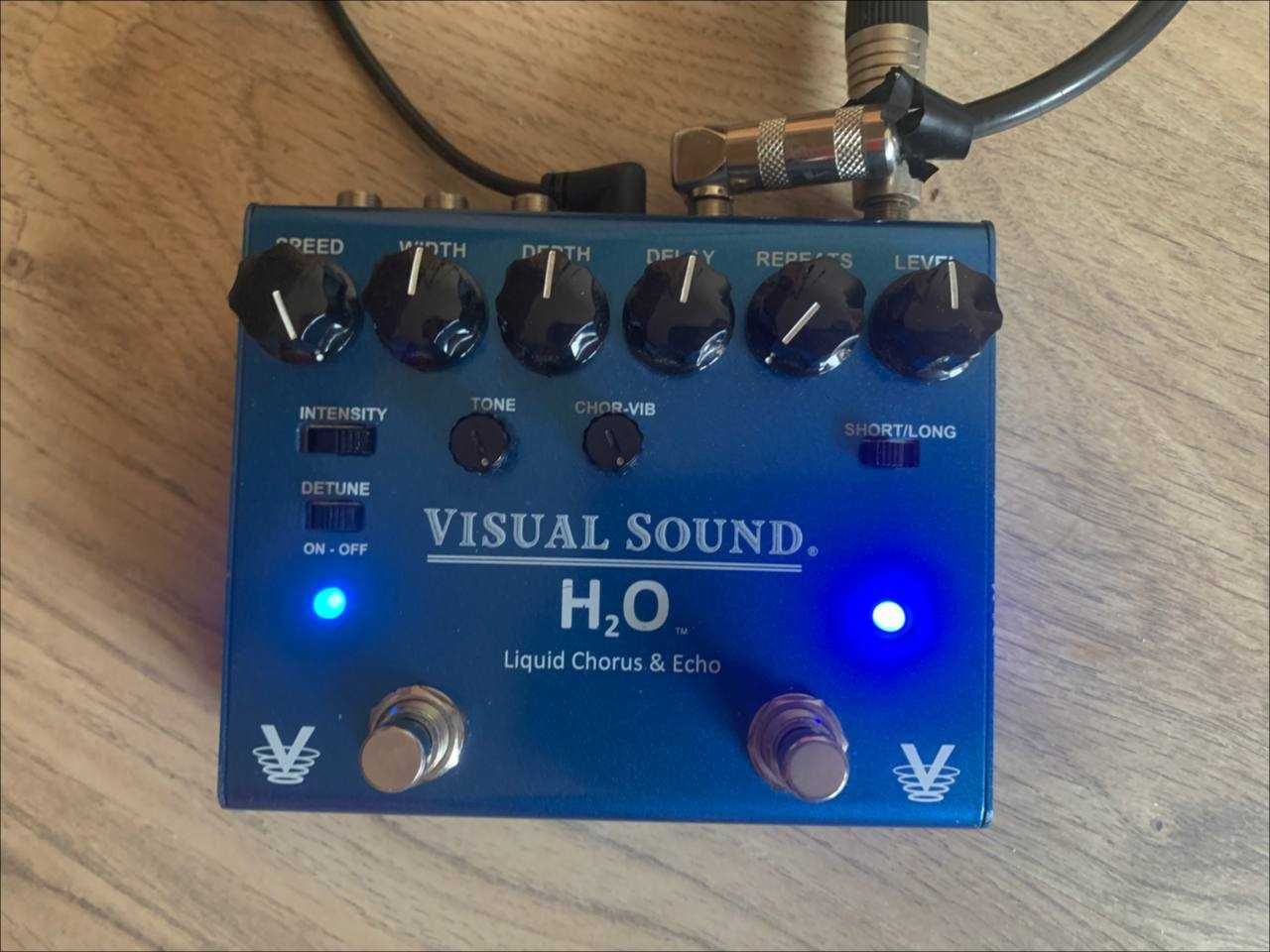 Visual Sound H2O  V3 - Pedał efektów Chorus i Delay