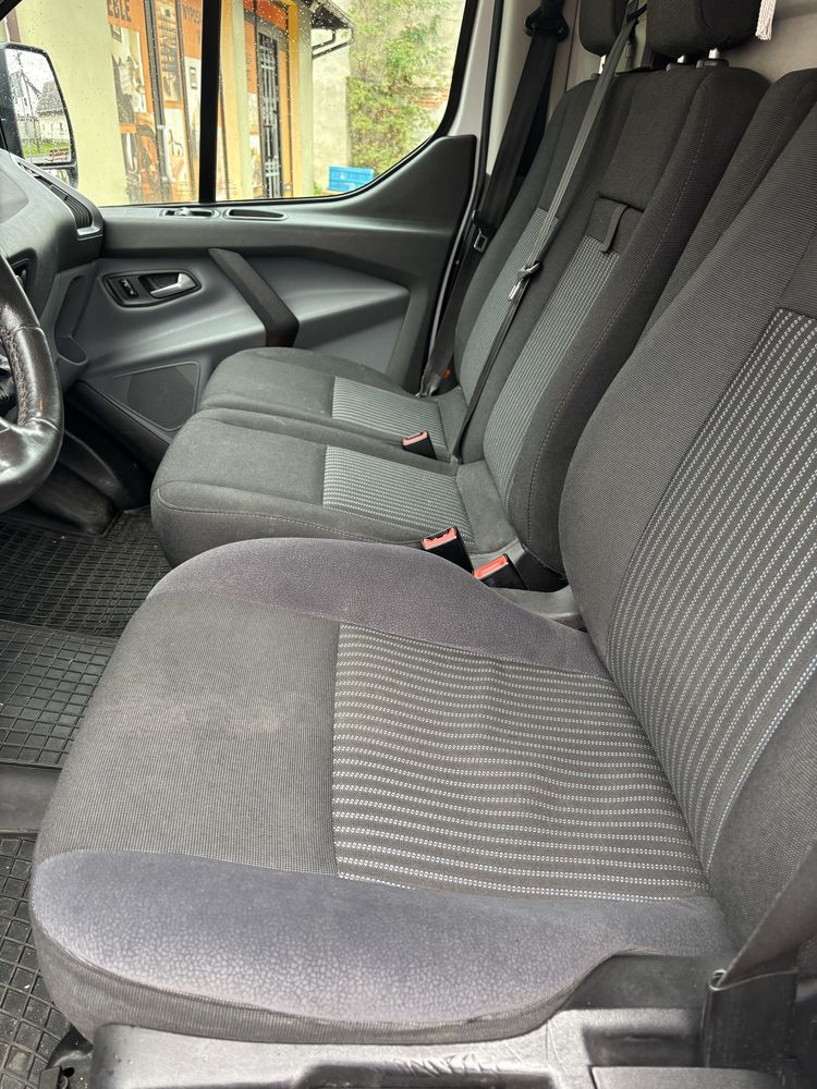 Ford transit custom L2H1 2.0 130km
