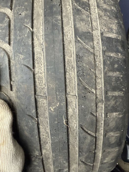 Літні шини резина 235 45 18 Tigar R18