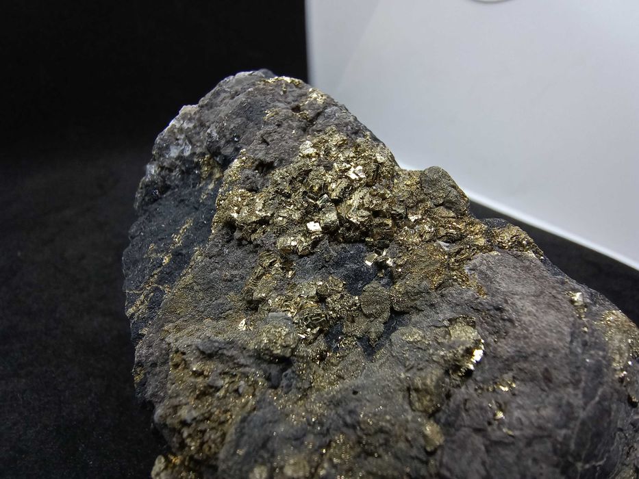 Piryt - Zrosty Złotych Kostek | Gliwice