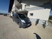 Opel Vivaro Opel Vivaro 2013 w wersji 9-osobowej.