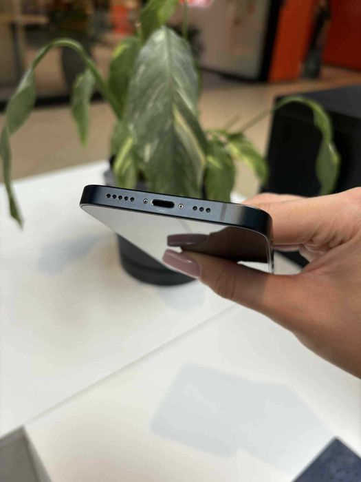 iPhone 14 128GB Midnight – jak nowy!