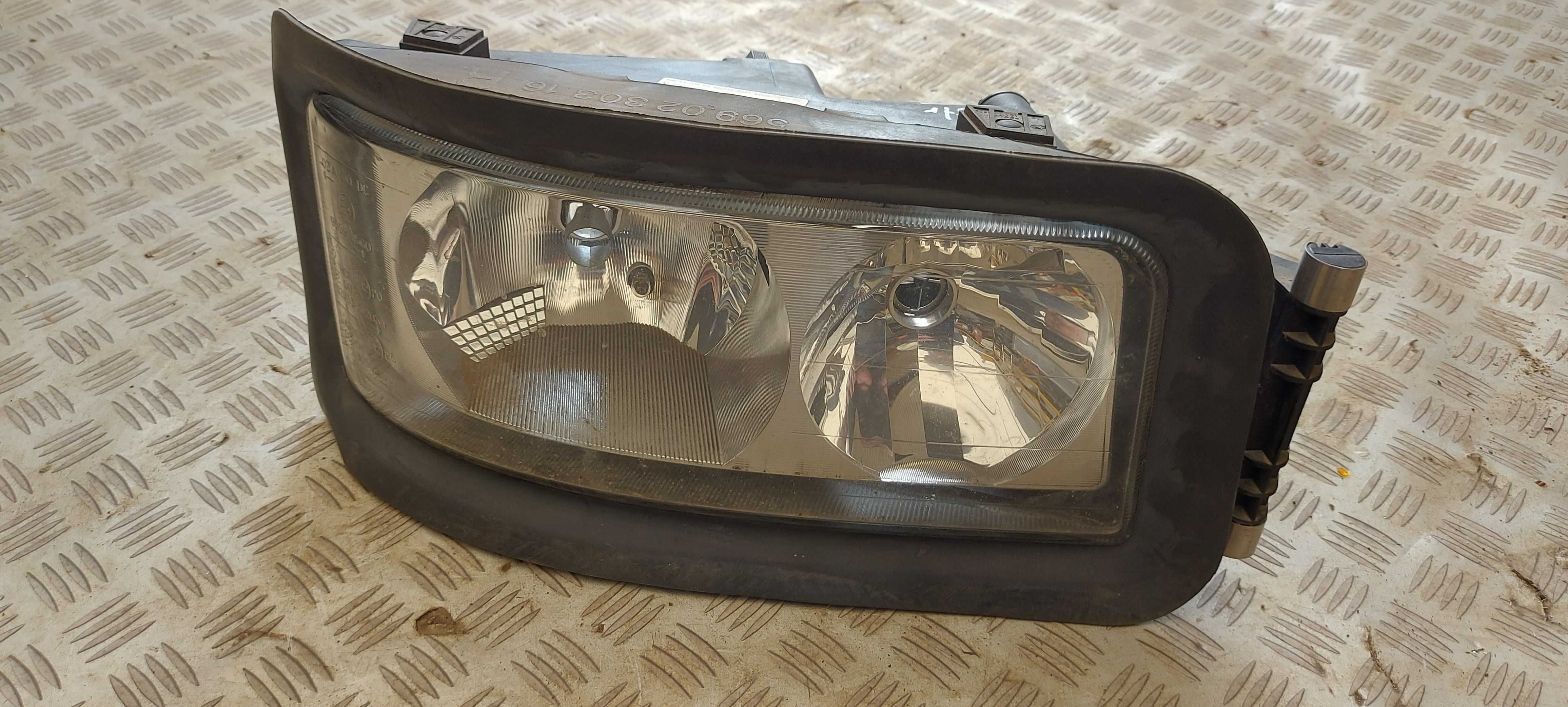 MAN TGL lampa przednia p/l - reflektor